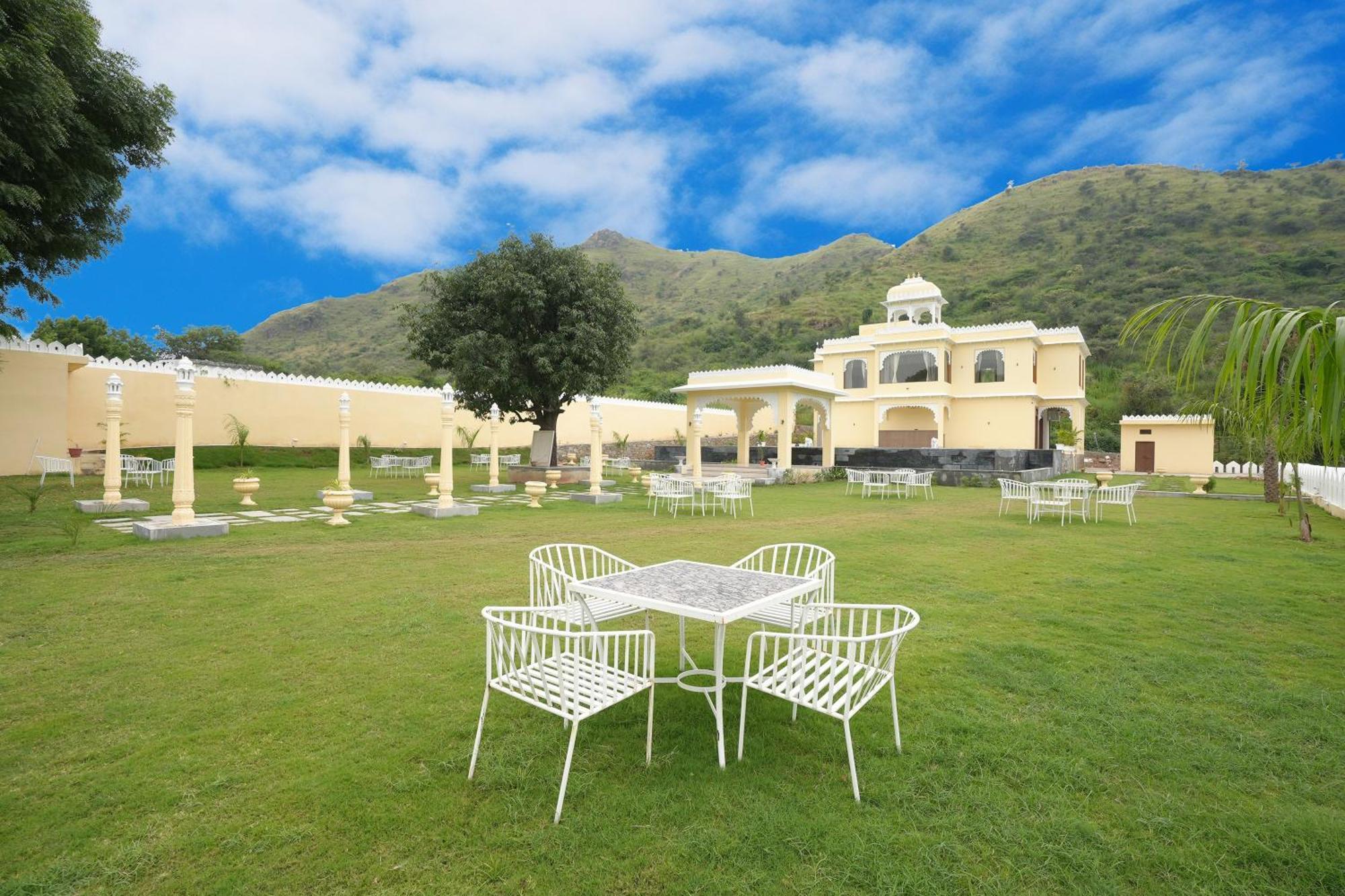 Maangarh Resorts Udaipur Eksteriør bilde