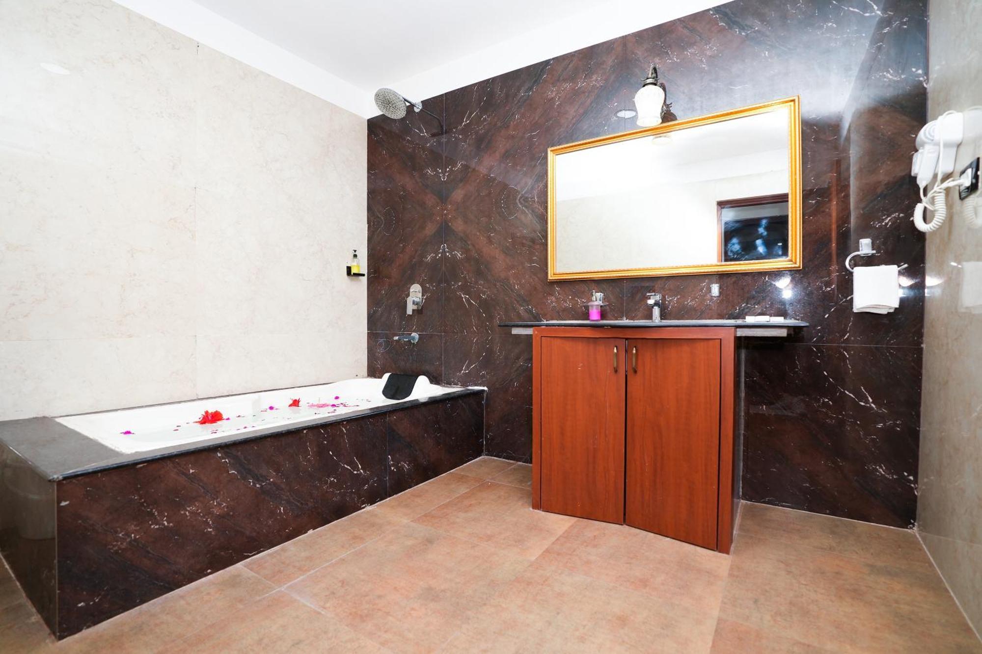 Maangarh Resorts Udaipur Eksteriør bilde