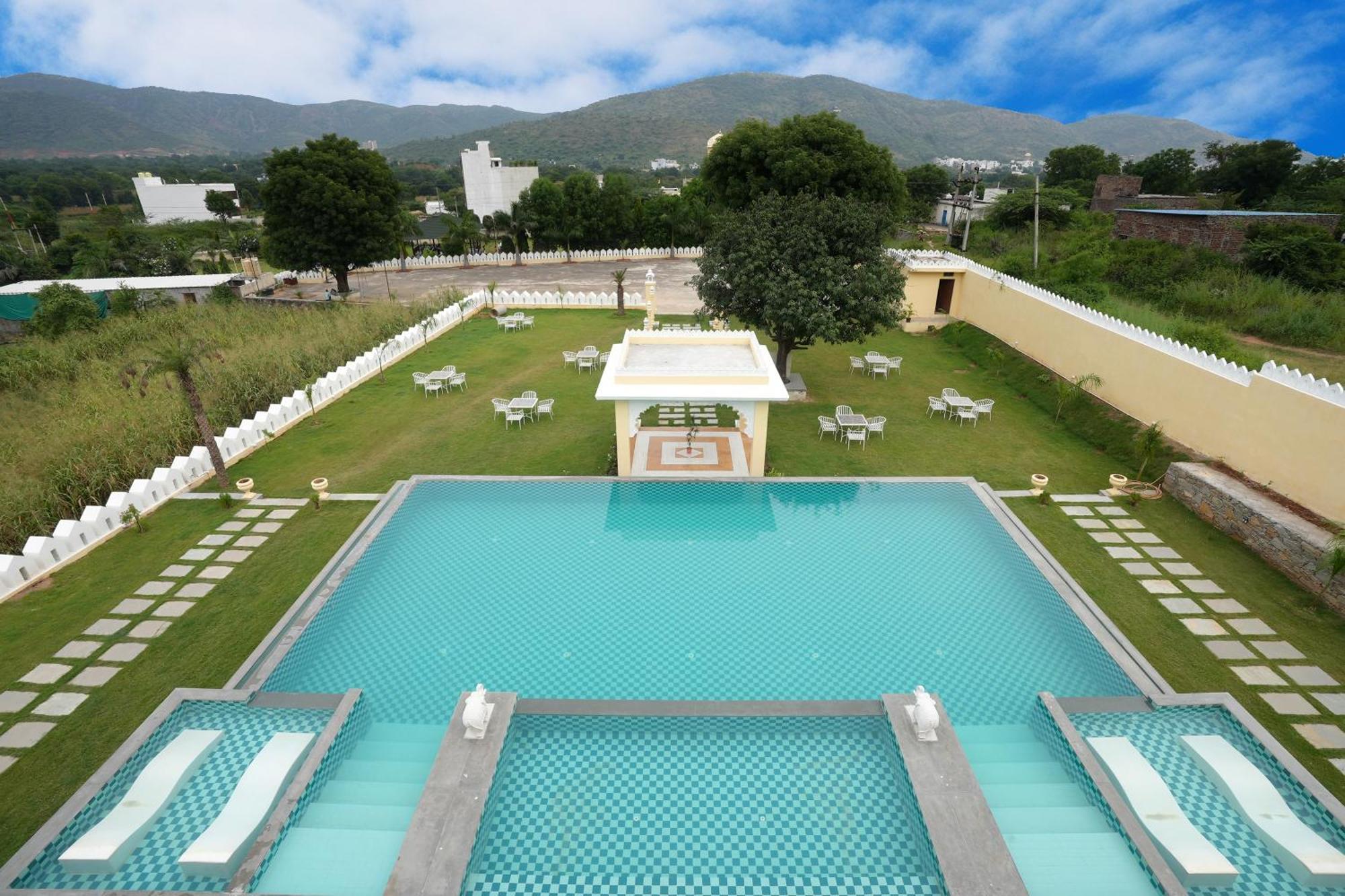 Maangarh Resorts Udaipur Eksteriør bilde