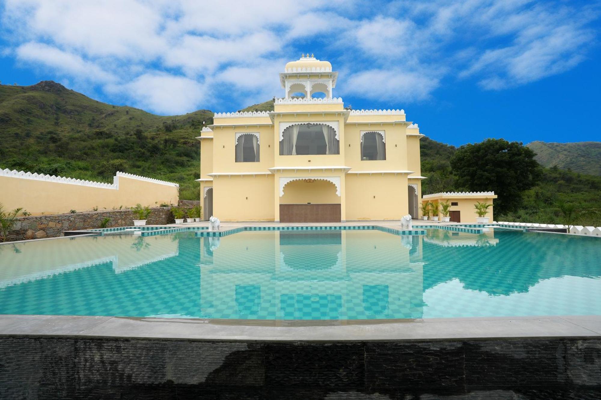 Maangarh Resorts Udaipur Eksteriør bilde